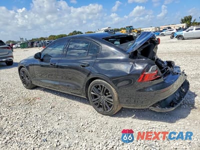 Drugie zdjęcie samochodu z przodu: 2024 VOLVO S60 PLUS VIN:7JRH60FH8RG291223 - miniatura