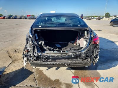 Zdjęcie 6 z 12 samochodu: 2024 MERCEDES-BENZ C 300 VIN:W1KAF4GB1RR234468 - miniatura