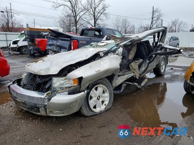 2008 CHEVROLET SILVERADO K1500 2GCEK190981306316 - główne zdjęcie licytacji z USA - miniatura