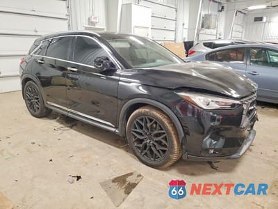 Czwarte zdjęcie samochodu z boku: 2019 INFINITI QX50 LUXE VIN:3PCAJ5M36KF131764 - miniatura