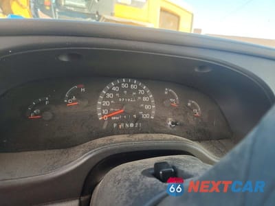 Zdjęcie 9 z 13 samochodu: 2003 FORD E450 SHUTTLE BUS VIN:1FDXE45S33HB85132 - miniatura