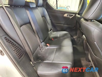 Zdjęcie 10 z 11 samochodu: 2012 LEXUS CT 200H PREMIUM VIN:JTHKD5BH6C2051491 - miniatura