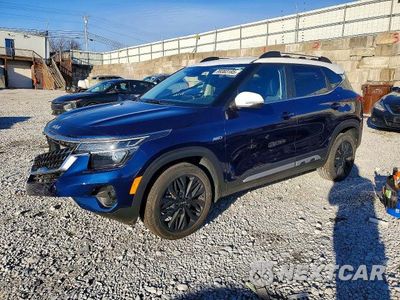 2023 KIA SELTOS NIGHTFALL KNDEUCA26P7351038 - główne zdjęcie licytacji z USA - miniatura