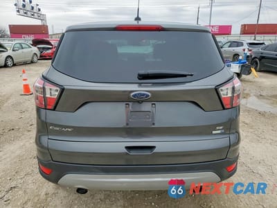 Zdjęcie 6 z 12 samochodu: 2017 FORD ESCAPE SE VIN:1FMCU9GD4HUD43697 - miniatura