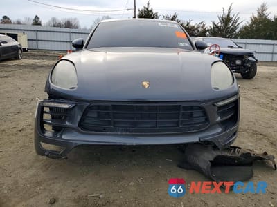 Piąte zdjęcie samochodu w środku: 2017 PORSCHE MACAN GTS VIN:WP1AG2A56HLB50385 - miniatura
