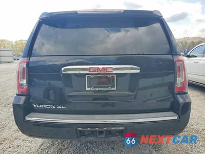 Zdjęcie 6 z 12 samochodu: 2018 GMC YUKON XL DENALI VIN:1GKS2HKJ6JR393592 - miniatura