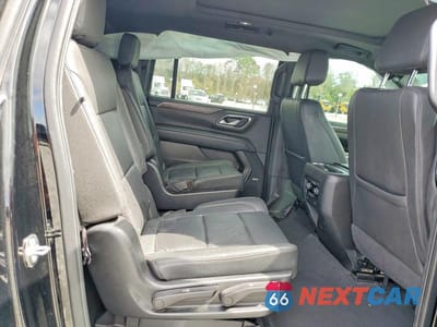 Zdjęcie 11 z 13 samochodu: 2022 CHEVROLET SUBURBAN K1500 Z71 VIN:1GNSKDKD7NR158386 - miniatura