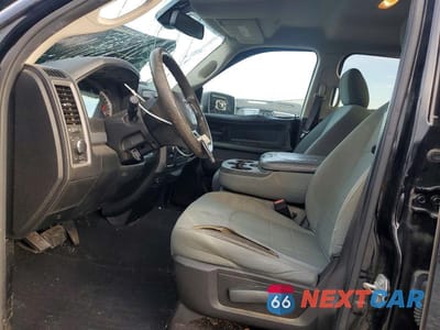 Zdjęcie 7 z 12 samochodu: 2019 RAM 1500 CLASSIC TRADESMAN VIN:1C6RR6FT0KS745881 - miniatura
