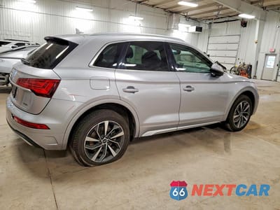 Trzecie zdjęcie samochodu z tyłu: 2021 AUDI Q5 PREMIUM PLUS VIN:WA1BAAFY1M2053321 - miniatura