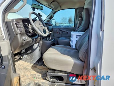 Zdjęcie 7 z 12 samochodu: 2024 GMC SAVANA G3500 PARATRANSIT CARGO VIN:1GTW7AF77R1178611 - miniatura