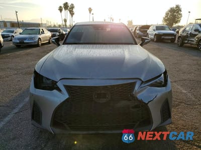 Piąte zdjęcie samochodu w środku: 2023 LEXUS IS 500 F SPORT PERFORMANCE PREMIUM VIN:JTHAP1D2XP5003081 - miniatura
