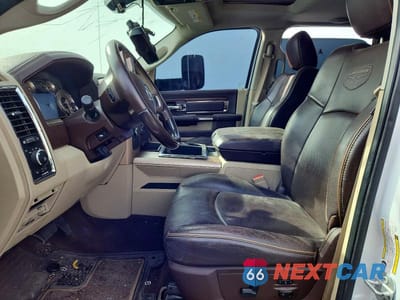 Zdjęcie 7 z 13 samochodu: 2015 RAM 3500 LONGHORN VIN:3C63RRNL8FG688187 - miniatura