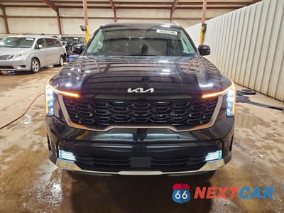 Piąte zdjęcie samochodu w środku: 2025 KIA SORENTO EX VIN:5XYRHDJF2SG357350 - miniatura