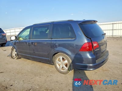 Drugie zdjęcie samochodu z przodu: 2009 VOLKSWAGEN ROUTAN SE VIN:2V8HW34169R546590 - miniatura
