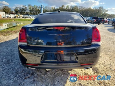 Zdjęcie 6 z 13 samochodu: 2022 CHRYSLER 300 TOURING VIN:2C3CCAAG5NH134273 - miniatura