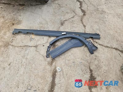 Zdjęcie 13 z 14 samochodu: 2025 VOLVO XC40 PLUS VIN:YV4L12UC1S2483609 - miniatura