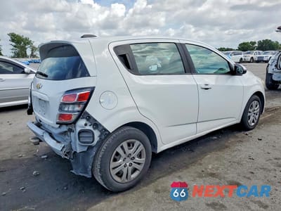 Trzecie zdjęcie samochodu z tyłu: 2017 CHEV SONIC VIN:1G1JG6SH7H4172626 - miniatura