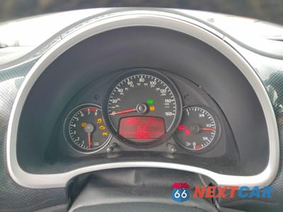 Zdjęcie 9 z 13 samochodu: 2012 VOLKSWAGEN BEETLE TURBO VIN:3VWVA7AT6CM618443 - miniatura