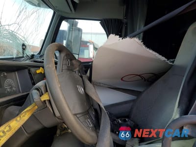 Zdjęcie 6 z 10 samochodu: 2025 VOLVO VN VNL VIN:4V4NC9EH2SN661281 - miniatura