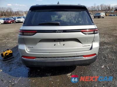 Zdjęcie 6 z 13 samochodu: 2023 JEEP GRAND CHEROKEE LAREDO VIN:1C4RJHAG6P8910357 - miniatura