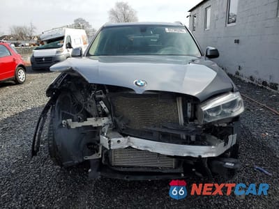 Piąte zdjęcie samochodu w środku: 2014 BMW X5 XDRIVE35I VIN:5UXKR0C58E0C27872 - miniatura