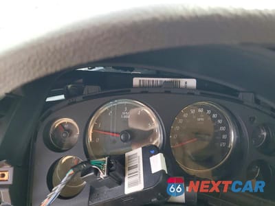 Zdjęcie 9 z 13 samochodu: 2007 GMC YUKON XL DENALI VIN:1GKFK66847J145524 - miniatura