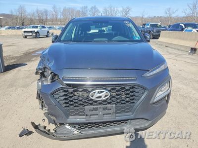 Piąte zdjęcie samochodu w środku: 2018 HYUNDAI KONA SE VIN:KM8K12AA1JU173816 - miniatura