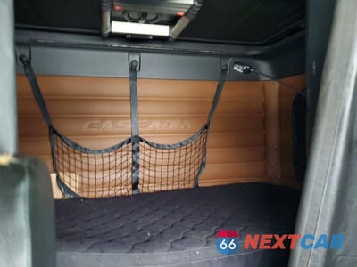 Zdjęcie 6 z 10 samochodu: 2018 FREIGHTLINER CASCADIA 126 SEMI TRUCK VIN:3AKJHHDR4JSJV5684 - miniatura
