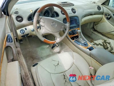 Zdjęcie 8 z 11 samochodu: 2006 MERCEDES-BENZ SL 600 VIN:WDBSK76F66F113267 - miniatura