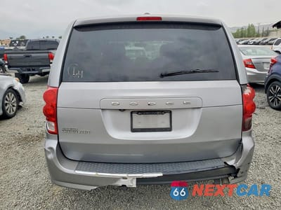 Zdjęcie 6 z 13 samochodu: 2018 DODGE GRAND CARAVAN SE VIN:2C4RDGBG6JR161278 - miniatura