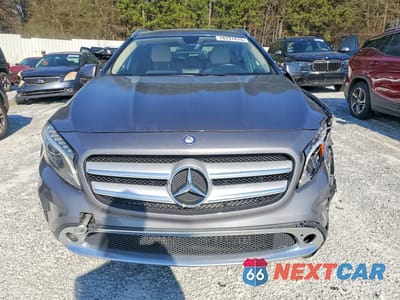 Piąte zdjęcie samochodu w środku: 2015 MERCEDES-BENZ GLA 250 4MATIC VIN:WDCTG4GB1FJ086262 - miniatura