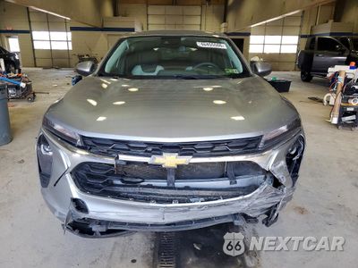 Piąte zdjęcie samochodu w środku: 2024 CHEVROLET TRAX LS VIN:KL77LFE25RC147135 - miniatura