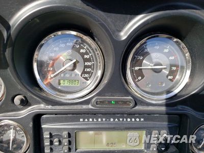 Zdjęcie 7 z 9 samochodu: 2013 HARLEY-DAVIDSON FLHTK ELECTRA GLIDE ULTRA LIMITED VIN:1HD1KEM16DB631147 - miniatura