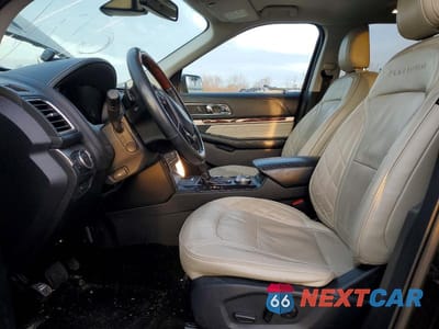 Zdjęcie 7 z 13 samochodu: 2019 FORD EXPLORER PLATINUM VIN:1FM5K8HT8KGA70820 - miniatura