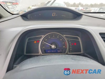 Zdjęcie 9 z 11 samochodu: 2006 HONDA CIVIC LX VIN:1HGFA16596L145675 - miniatura