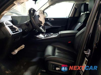 Zdjęcie 7 z 12 samochodu: 2026 BMW X7 XDRIVE40I VIN:5UX23EM01T9043994 - miniatura