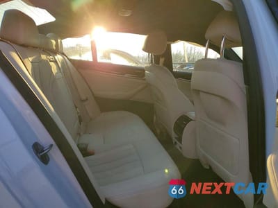 Zdjęcie 10 z 11 samochodu: 2023 BMW 530 XI VIN:WBA13BJ03PWX97340 - miniatura