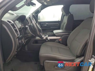 Zdjęcie 7 z 12 samochodu: 2021 RAM 1500 BIG HORN VIN:1C6RREFT6MN593004 - miniatura