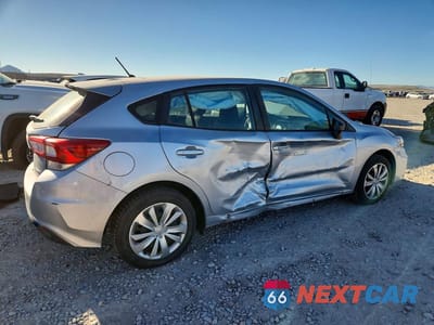 Trzecie zdjęcie samochodu z tyłu: 2019 SUBARU IMPREZA VIN:4S3GTAA61K3717426 - miniatura