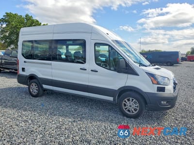 Czwarte zdjęcie samochodu z boku: 2023 FORD TRANSIT T-250 VIN:1FTBW1XK7PKA64460 - miniatura