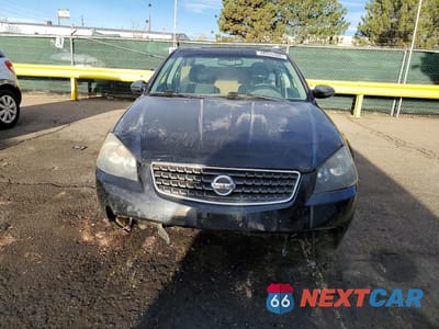 Piąte zdjęcie samochodu w środku: 2005 NISSAN ALTIMA 3.5 SE VIN:1N4BL11E05C954419 - miniatura