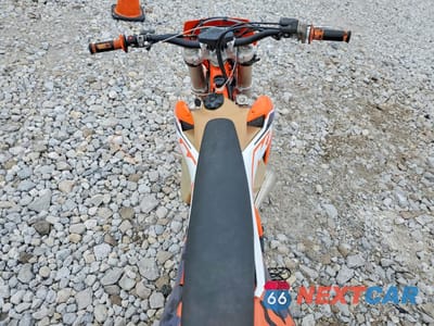 Zdjęcie 6 z 10 samochodu: 2023 KTM 300 XC-W TPI VIN:VBKXWM239PM378007 - miniatura