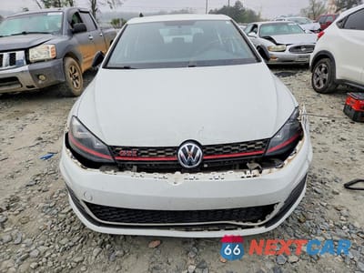 Piąte zdjęcie samochodu w środku: 2017 VOLKSWAGEN GTI S VIN:3VW447AU9HM042950 - miniatura