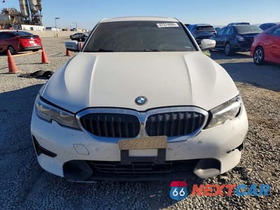 Piąte zdjęcie samochodu w środku: 2019 BMW 330I VIN:3MW5R1J50K8B01086 - miniatura