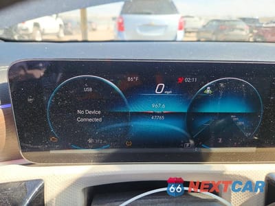 Zdjęcie 9 z 12 samochodu: 2021 MERCEDES-BENZ CLA 250 4MATIC VIN:W1K5J4HB2MN177535 - miniatura