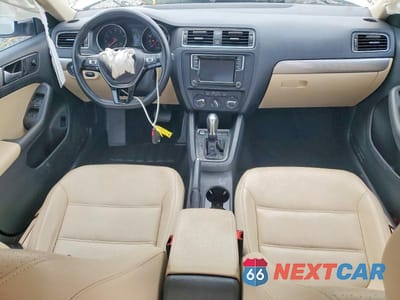 Zdjęcie 8 z 12 samochodu: 2017 VOLKSWAGEN JETTA SE VIN:3VWDB7AJ5HM385394 - miniatura
