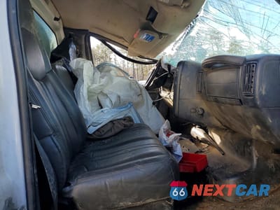 Zdjęcie 7 z 12 samochodu: 2009 CHEVROLET C5500 UTILITY / SERVICE TRUCK VIN:1GBE5C1919F402517 - miniatura