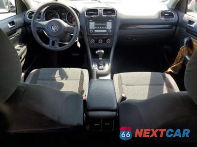 Zdjęcie 8 z 13 samochodu: 2010 VOLKSWAGEN JETTA S VIN:3VWKX7AJ7AM648564 - miniatura