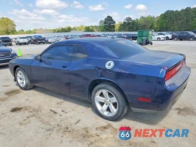 Drugie zdjęcie samochodu z przodu: 2014 DODGE CHALLENGER SXT VIN:2C3CDYAG3EH204200 - miniatura