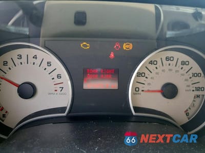 Zdjęcie 9 z 13 samochodu: 2006 FORD EXPLORER EDDIE BAUER VIN:1FMEU74E76UA79222 - miniatura